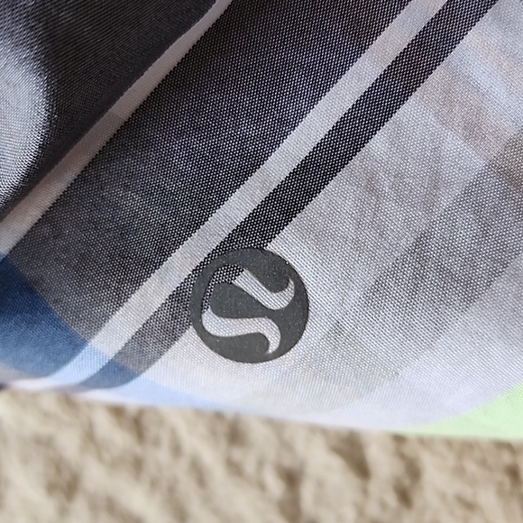 Lululemon Speed Short In Rad Plaid Lullaby Reflective/Ambient Grey EUC - Picture 4 of 7